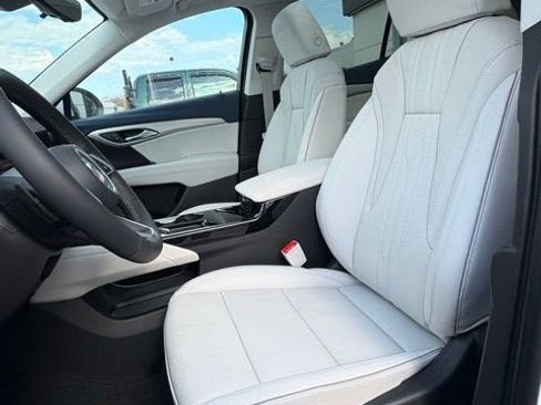 New 2026 Buick Envision Avenir AWD/4WD image 12