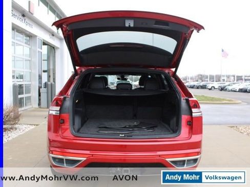 Used 2022 Volkswagen Atlas Cross Sport SEL R-Line image 10