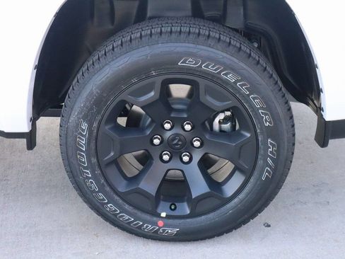 New 2026 RAM 1500 Big Horn AWD/4WD image 19