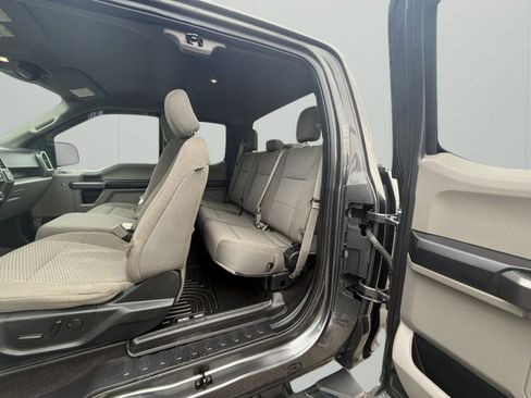 Used 2019 Ford F150 XLT w/ Equipment Group 302A Luxury image 13
