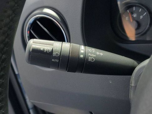 Used 2016 Jeep Patriot High Altitude AWD/4WD image 11