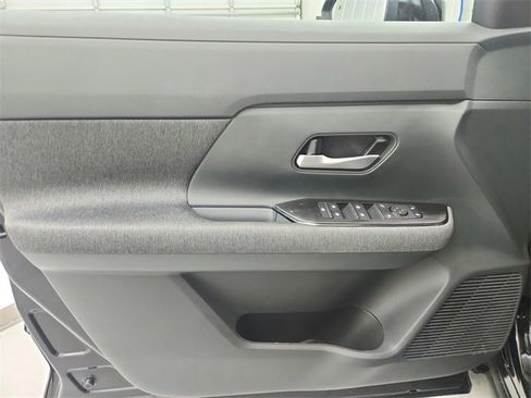 New 2026 Nissan Kicks SV image 30