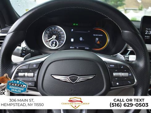 Used 2025 Genesis G70 2.5T image 14