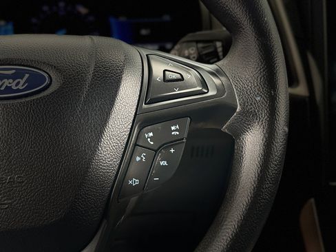 Used 2022 Ford Edge SE w/ Black Appearance Package AWD/4WD image 21