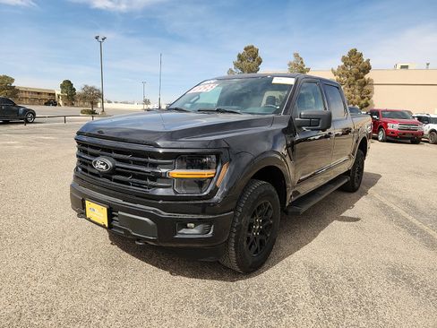 Certified 2024 Ford F150 XLT w/ XLT Black Appearance Package image 3