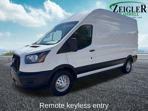Used 2025 Ford Transit 250 148 High Roof AWD image 2