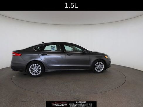 Used 2019 Ford Fusion SE image 22