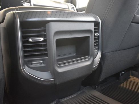 New 2026 RAM 2500 Big Horn AWD/4WD image 43