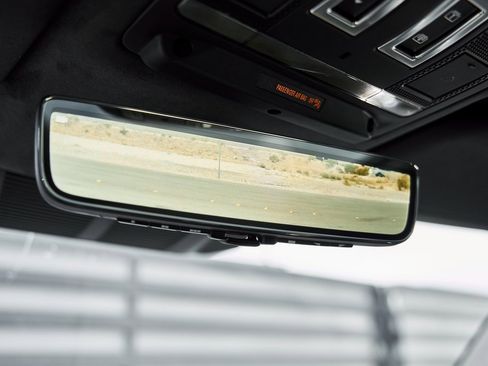 Used 2025 Land Rover Defender 110 V8 image 82