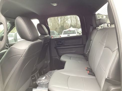 New 2026 RAM 5500 Tradesman w/ Chrome Appearance Group AWD/4WD image 18