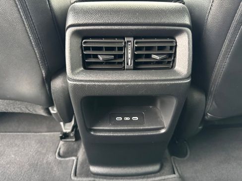 Used 2024 Honda CR-V EX-L image 17