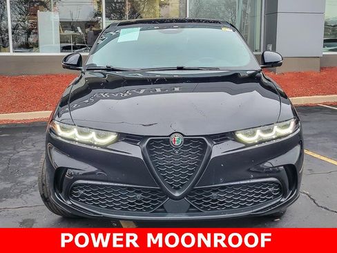 Used 2024 Alfa Romeo Tonale Veloce image 4