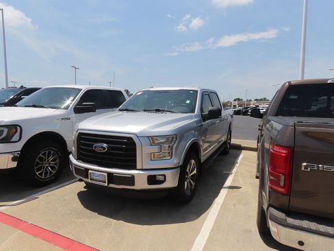 Used 2016 Ford F150 XLT w/ Equipment Group 302A Luxury AWD/4WD image 2