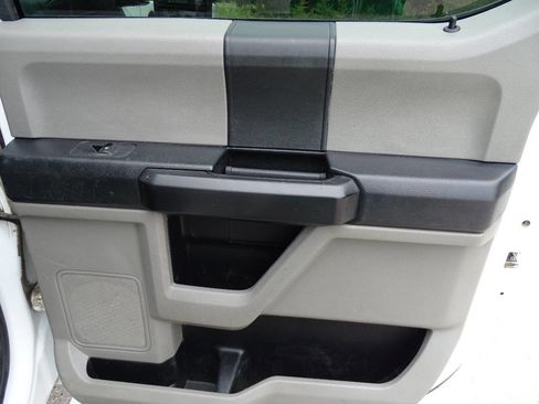 Used 2019 Ford F250 XL w/ Power Equipment Group image 26