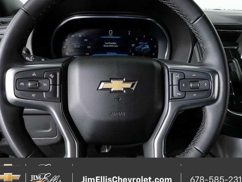 Certified 2024 Chevrolet Suburban LT RWD image 10