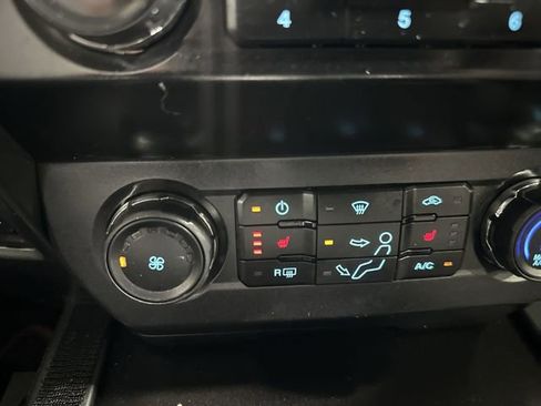 Used 2022 Ford F250 XLT w/ XLT Premium Package image 31