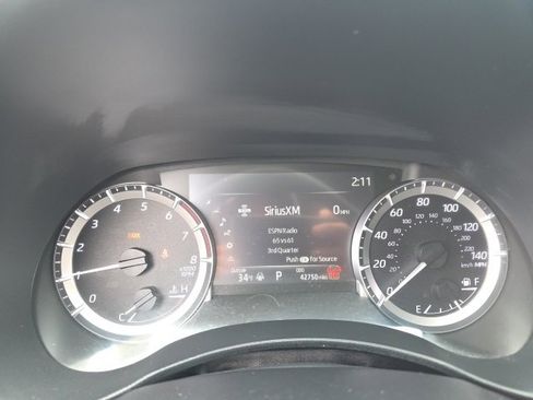 Certified 2024 Toyota Highlander LE image 19