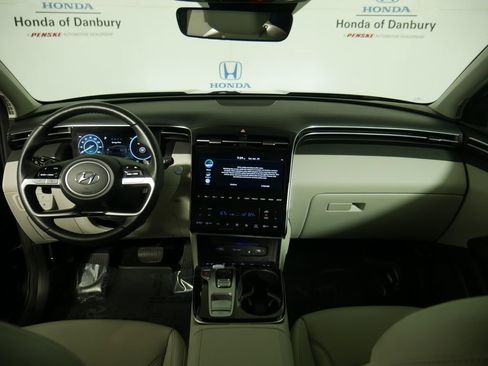 Used 2022 Hyundai Tucson Limited AWD/4WD image 16