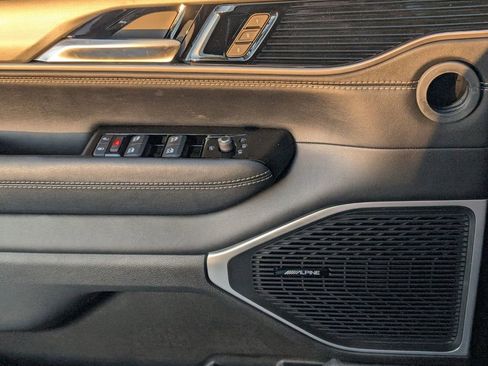 New 2026 Jeep Grand Wagoneer 4WD image 23