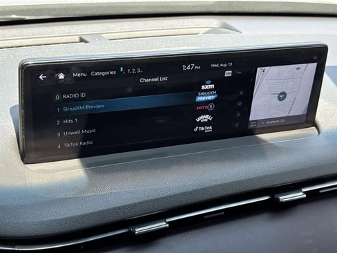 Used 2022 Genesis GV70 2.5T w/ Advanced Package image 16