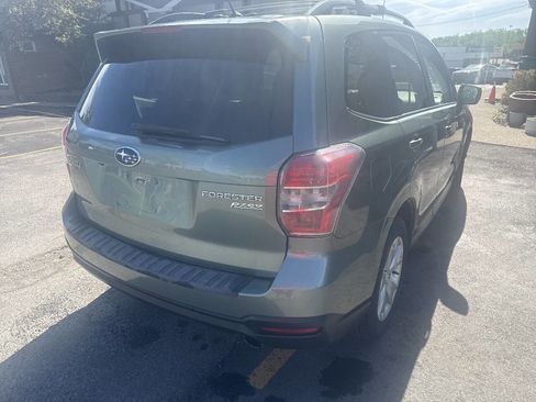 Used 2015 Subaru Forester 2.5i Limited AWD/4WD image 10