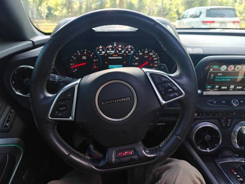 Used 2016 Chevrolet Camaro SS RWD image 13