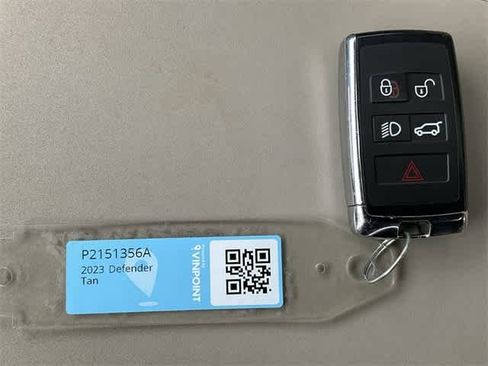 Used 2023 Land Rover Defender 110 S image 27