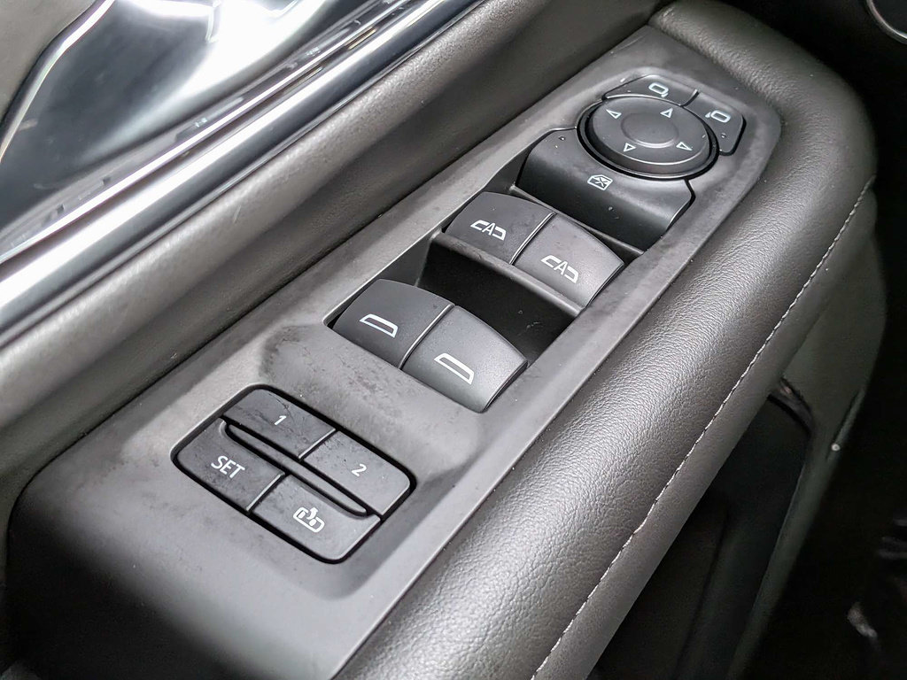 Certified 2024 Chevrolet Suburban LT AWD/4WD image 23