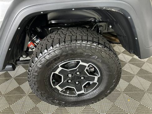 Used 2022 Jeep Gladiator Mojave w/ Trailer Tow Package image 10