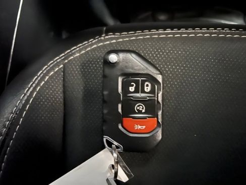 Used 2020 Jeep Wrangler Unlimited Sport image 41