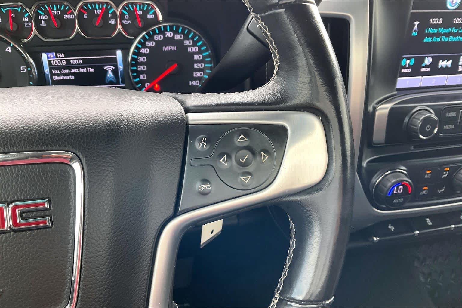 Used 2018 GMC Sierra 1500 SLE w/ SLE Value Package AWD/4WD image 23