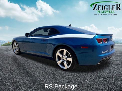 Used 2010 Chevrolet Camaro SS w/ RS Package RWD image 4