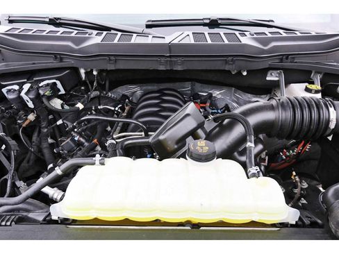 Used 2025 Ford F150 Lariat AWD/4WD image 30