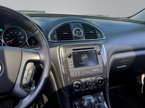 Used 2016 Buick Enclave Leather FWD image 11