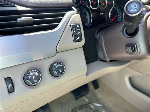 Used 2018 GMC Yukon SLT w/ Open Road Package AWD/4WD image 19