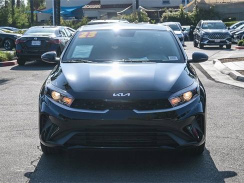 Used 2023 Kia Forte LXS w/ LXS Technology Package image 2