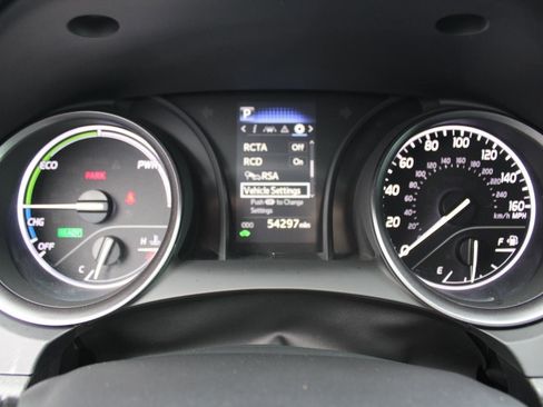 Used 2022 Toyota Camry SE image 17