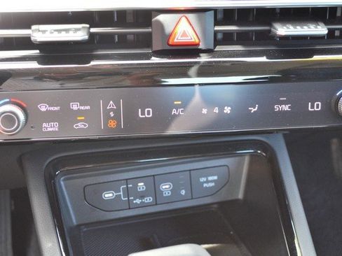 Used 2025 Kia K5 EX image 30