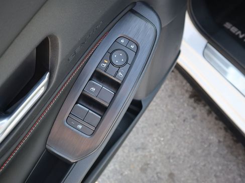 New 2026 Nissan Sentra SR w/ Floor Mat Package image 17