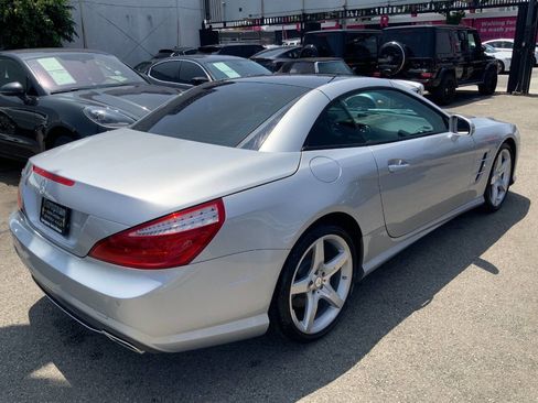 Used 2014 Mercedes-Benz SL 550 image 33