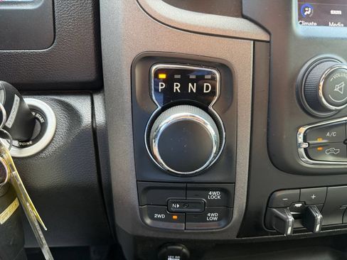 Used 2021 RAM 1500 Tradesman w/ Tradesman SXT Package AWD/4WD image 27