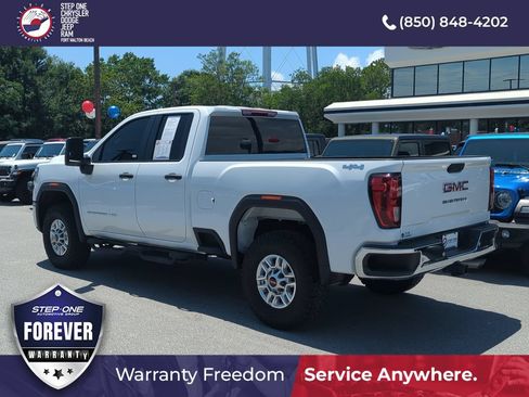 Used 2025 GMC Sierra 2500 Pro w/ 1SA Pro Safety Plus Package AWD/4WD image 4