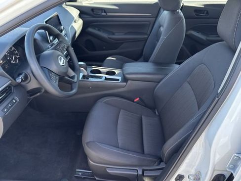 Certified 2025 Nissan Altima 2.5 S image 18