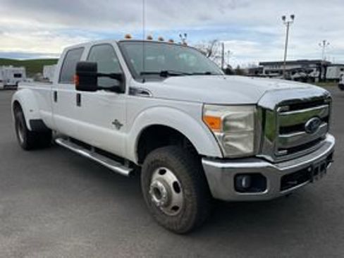 Used 2014 Ford F350 XLT w/ XLT Value Package image 4