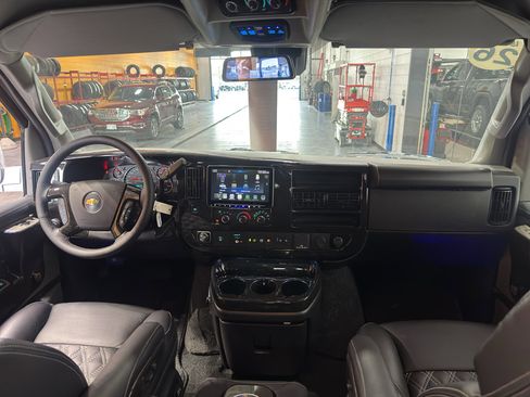New 2026 Chevrolet Express 2500 w/ Driver Convenience Package RWD image 21