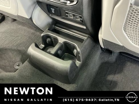 Used 2022 Jeep Grand Cherokee L Overland w/ Advanced Protech Group III AWD/4WD image 27