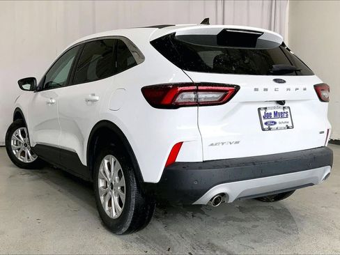 Used 2023 Ford Escape Active w/ Tech Pack #1 FWD image 5