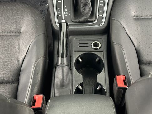 Used 2017 Volkswagen Golf Alltrack SE image 39