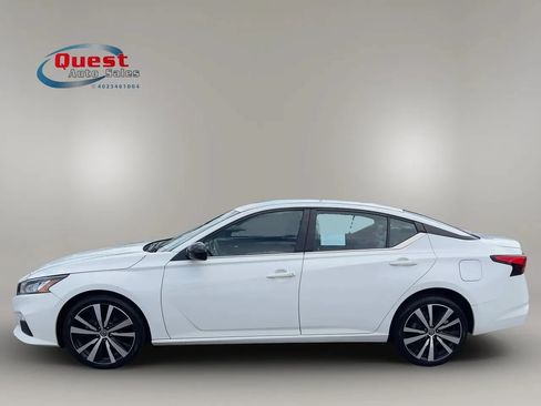 Used 2019 Nissan Altima 2.5 SR AWD/4WD image 6