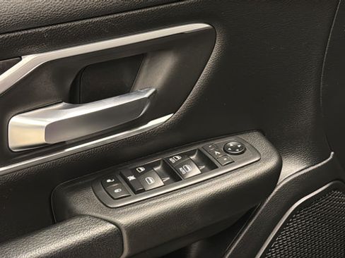 Used 2020 RAM 1500 Big Horn AWD/4WD image 20
